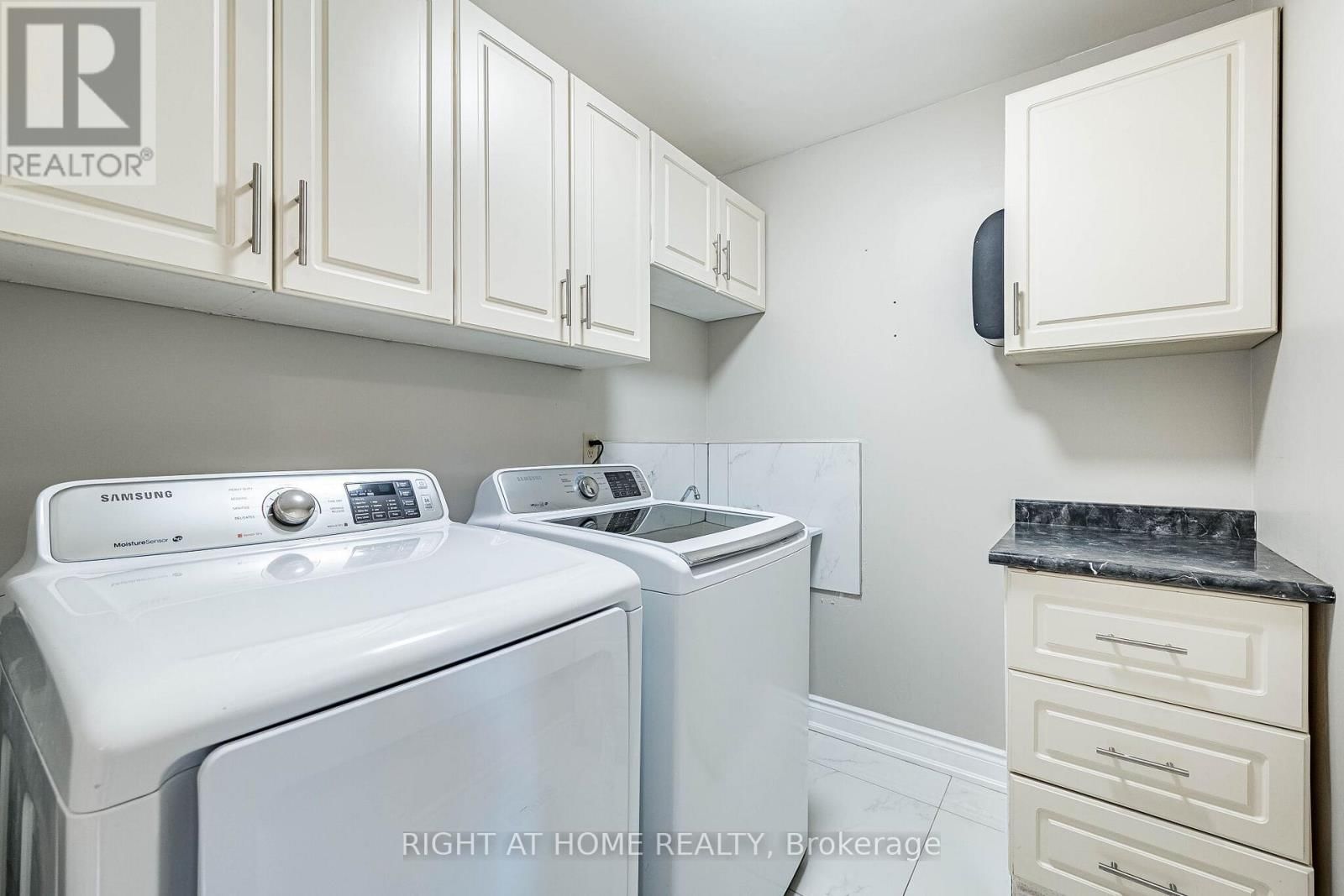 16 WOODSIDE COURT Image 20