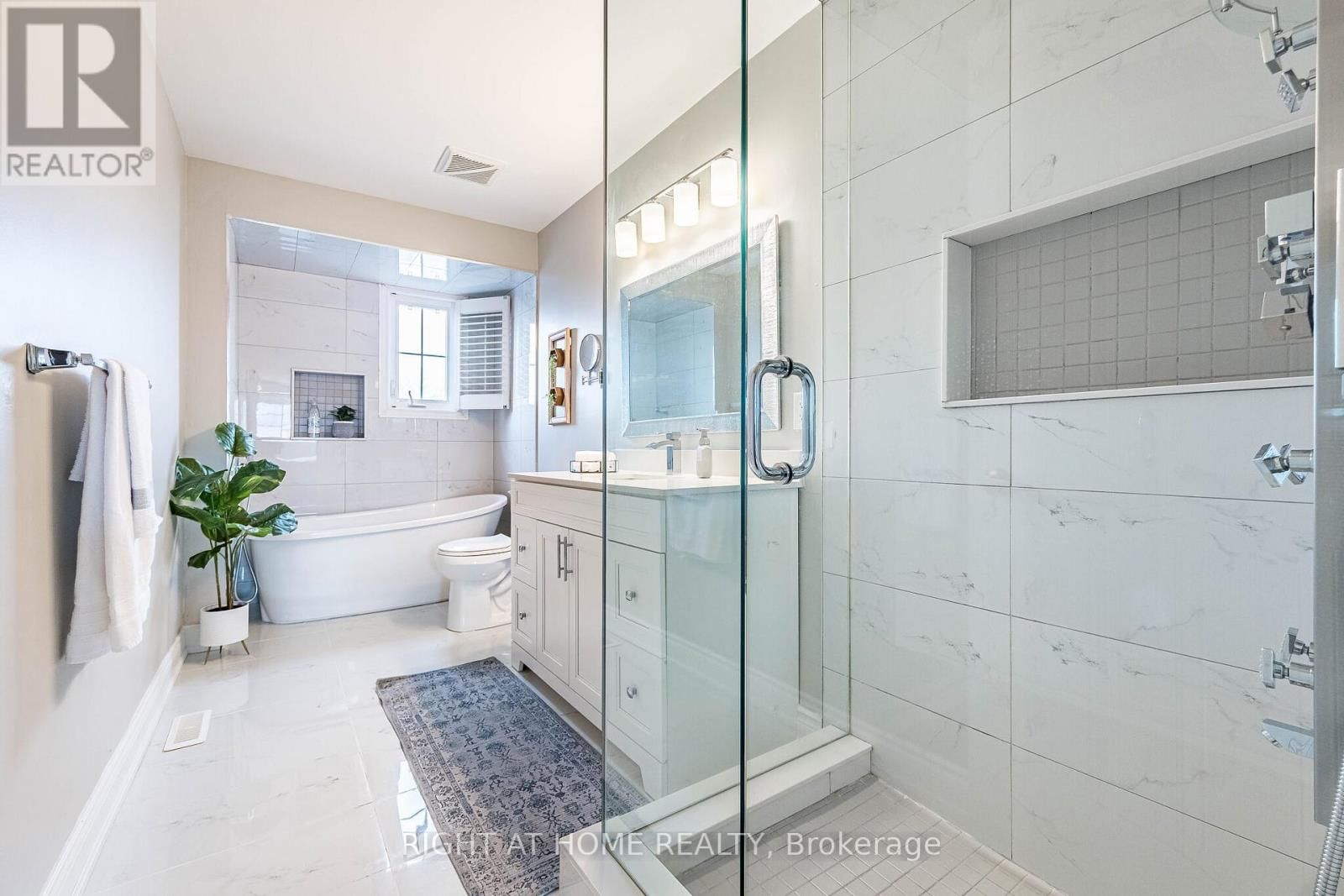 16 WOODSIDE COURT Image 34