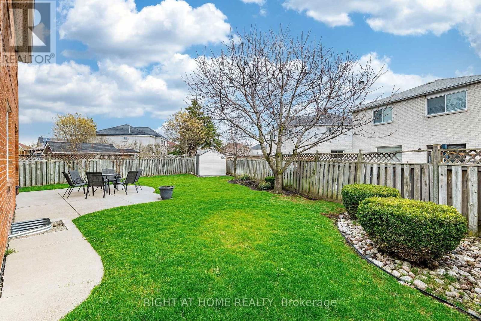 16 WOODSIDE COURT Image 38