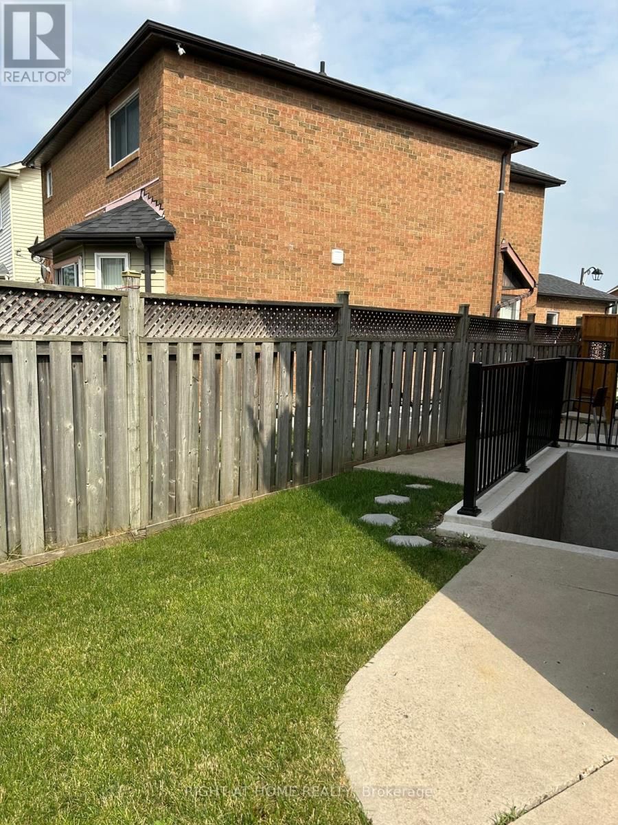 16 WOODSIDE COURT Image 41