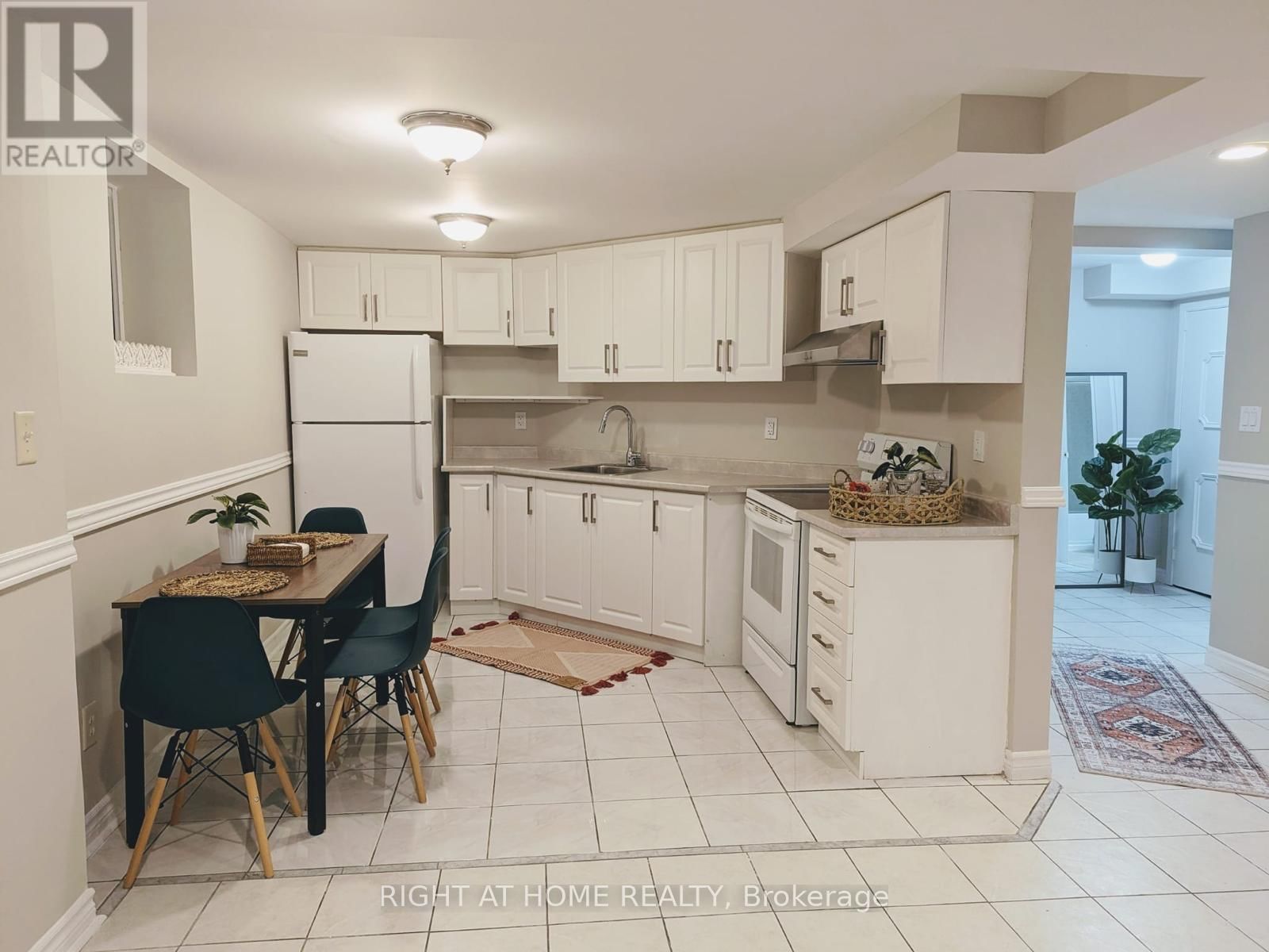 16 WOODSIDE COURT Image 46