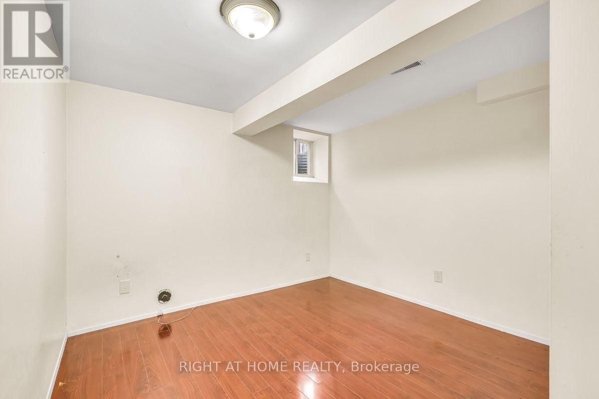 16 WOODSIDE COURT Image 49
