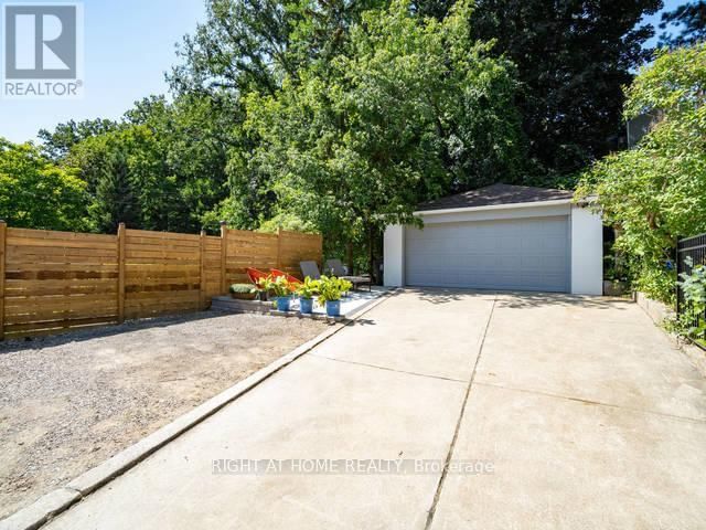 2 - 294 SOUTH KINGSWAY WAY Image 15