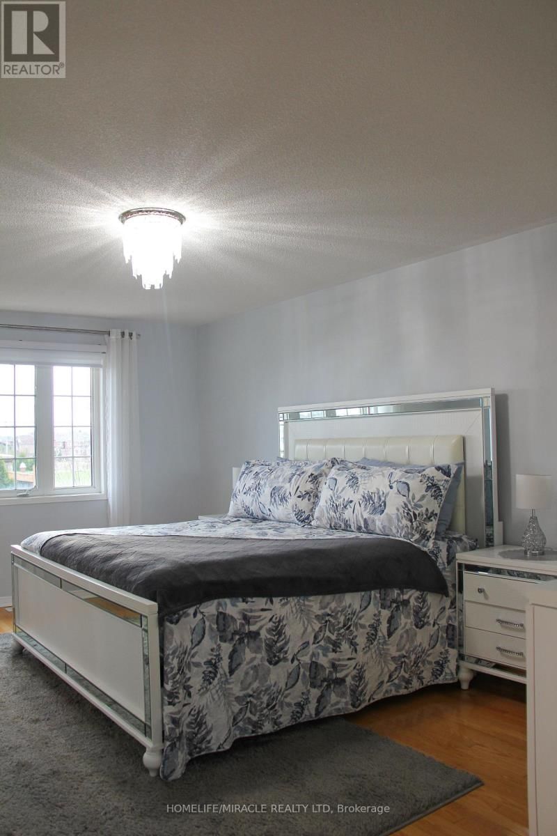 60 BUSHMILL CIRCLE Image 13