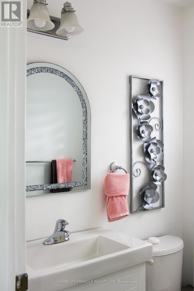 60 BUSHMILL CIRCLE Image 14