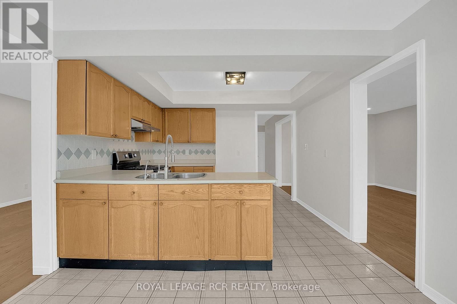 69 ST MICHAELS CRESCENT Image 16