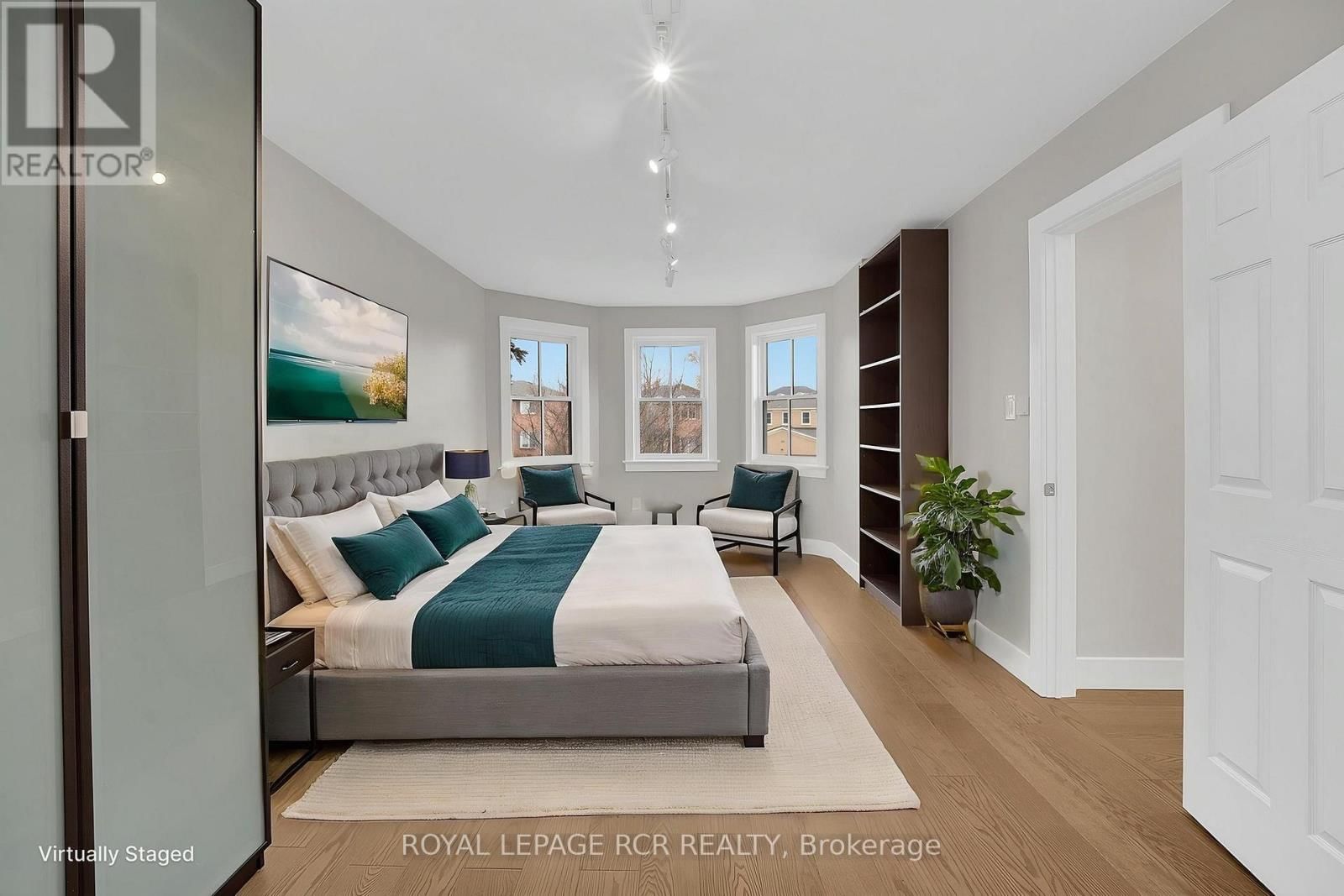 69 ST MICHAELS CRESCENT Image 22