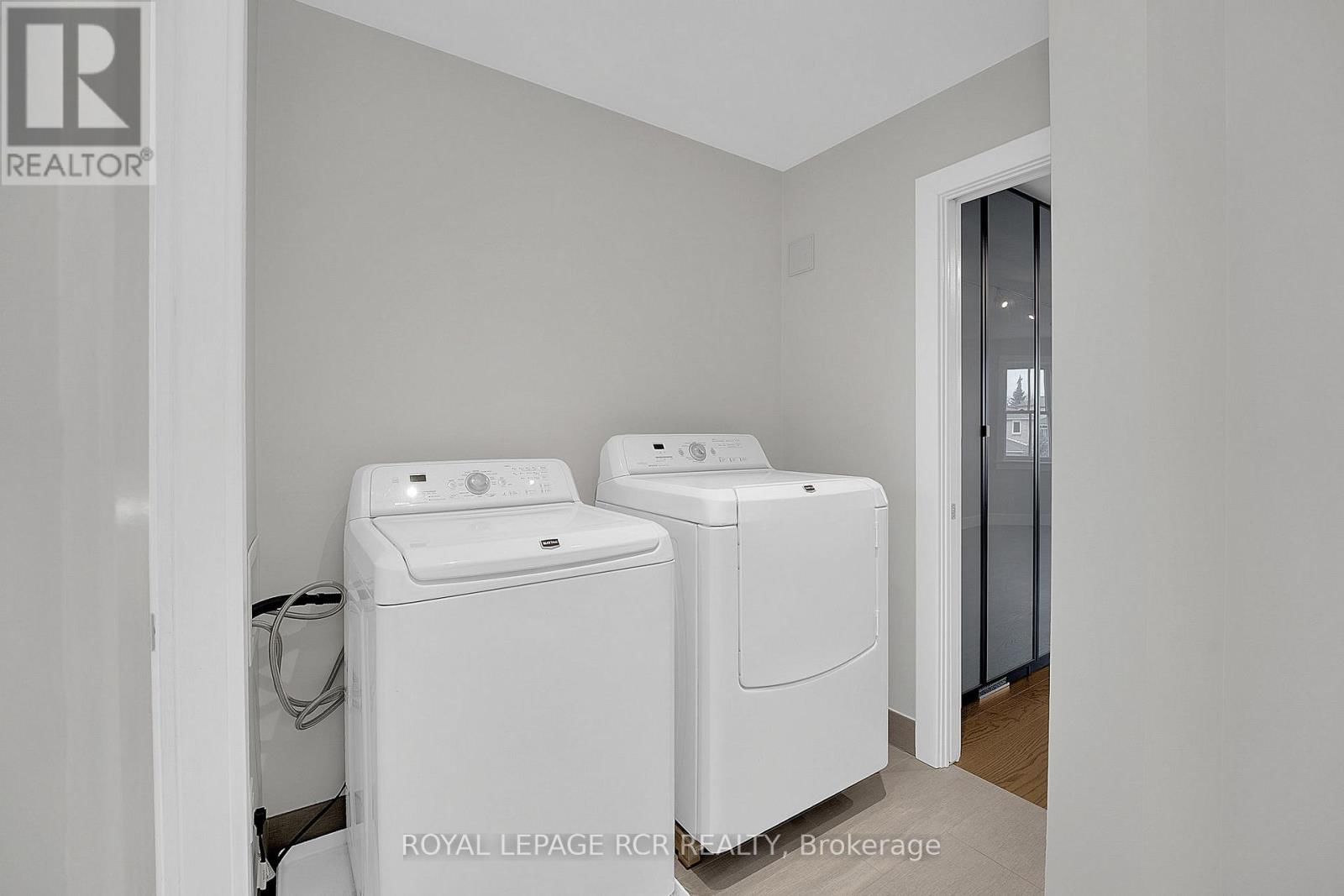 69 ST MICHAELS CRESCENT Image 26