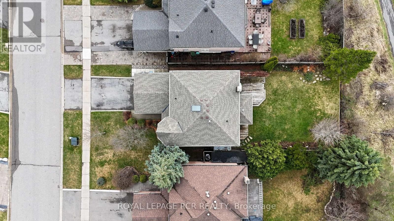 69 ST MICHAELS CRESCENT Image 41