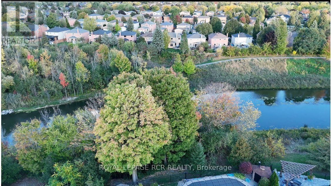 69 ST MICHAELS CRESCENT Image 44