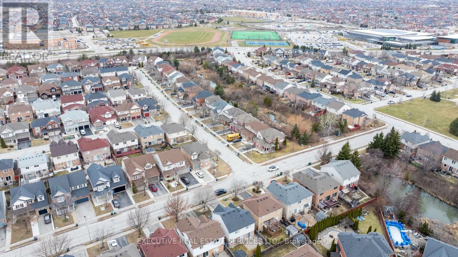 20 WETMEADOW DRIVE EAST Image 50