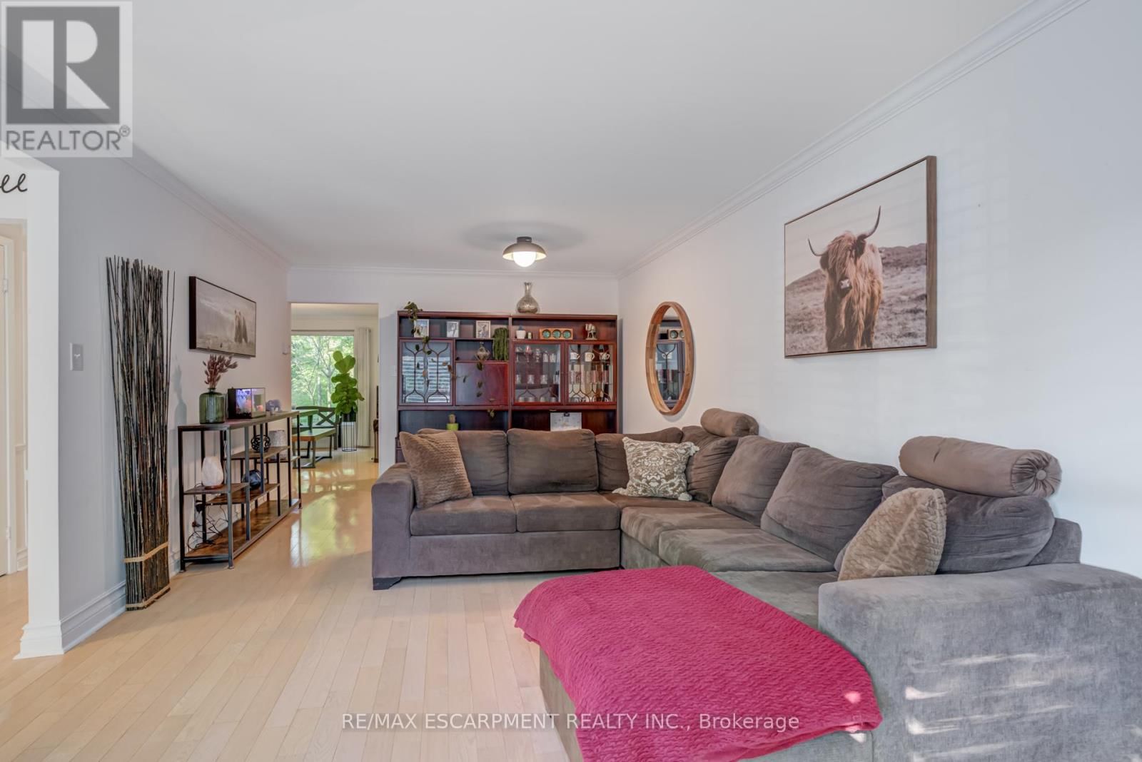 5 - 1560 KERNS ROAD Image 10