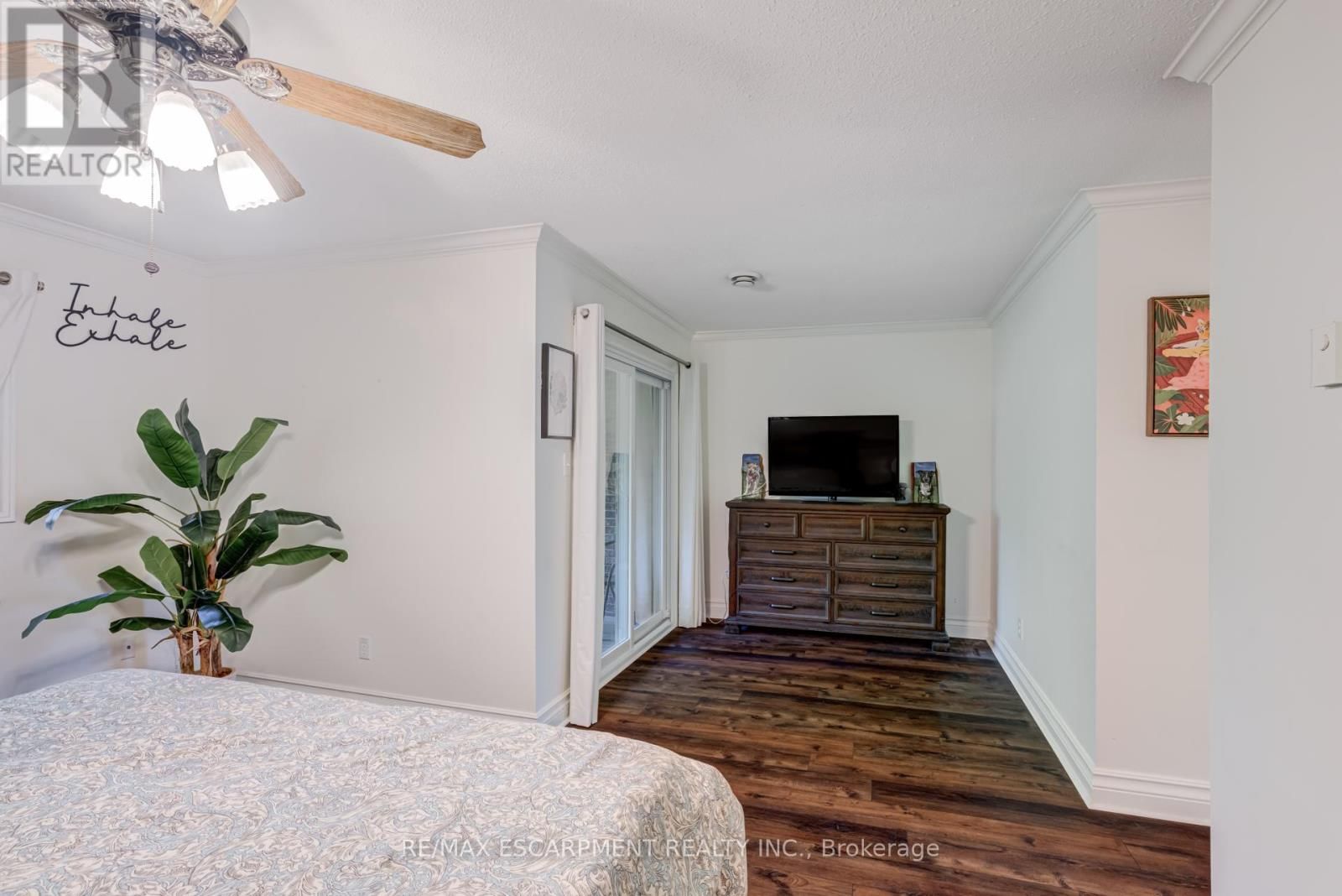 5 - 1560 KERNS ROAD Image 22