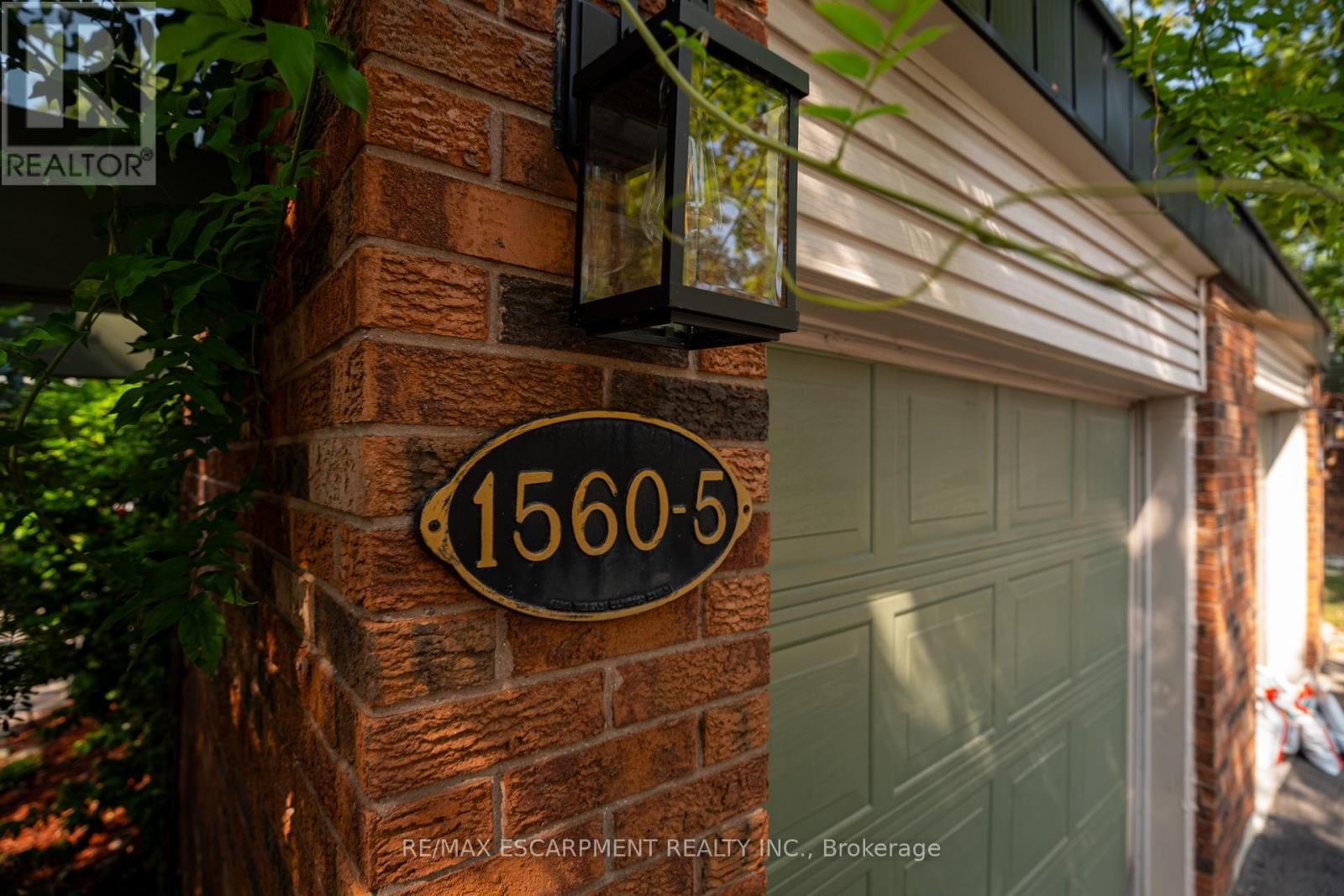 5 - 1560 KERNS ROAD Image 3