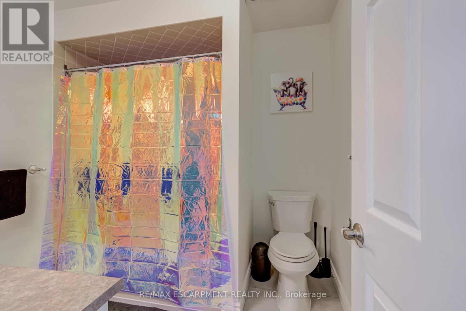 5 - 1560 KERNS ROAD Image 31