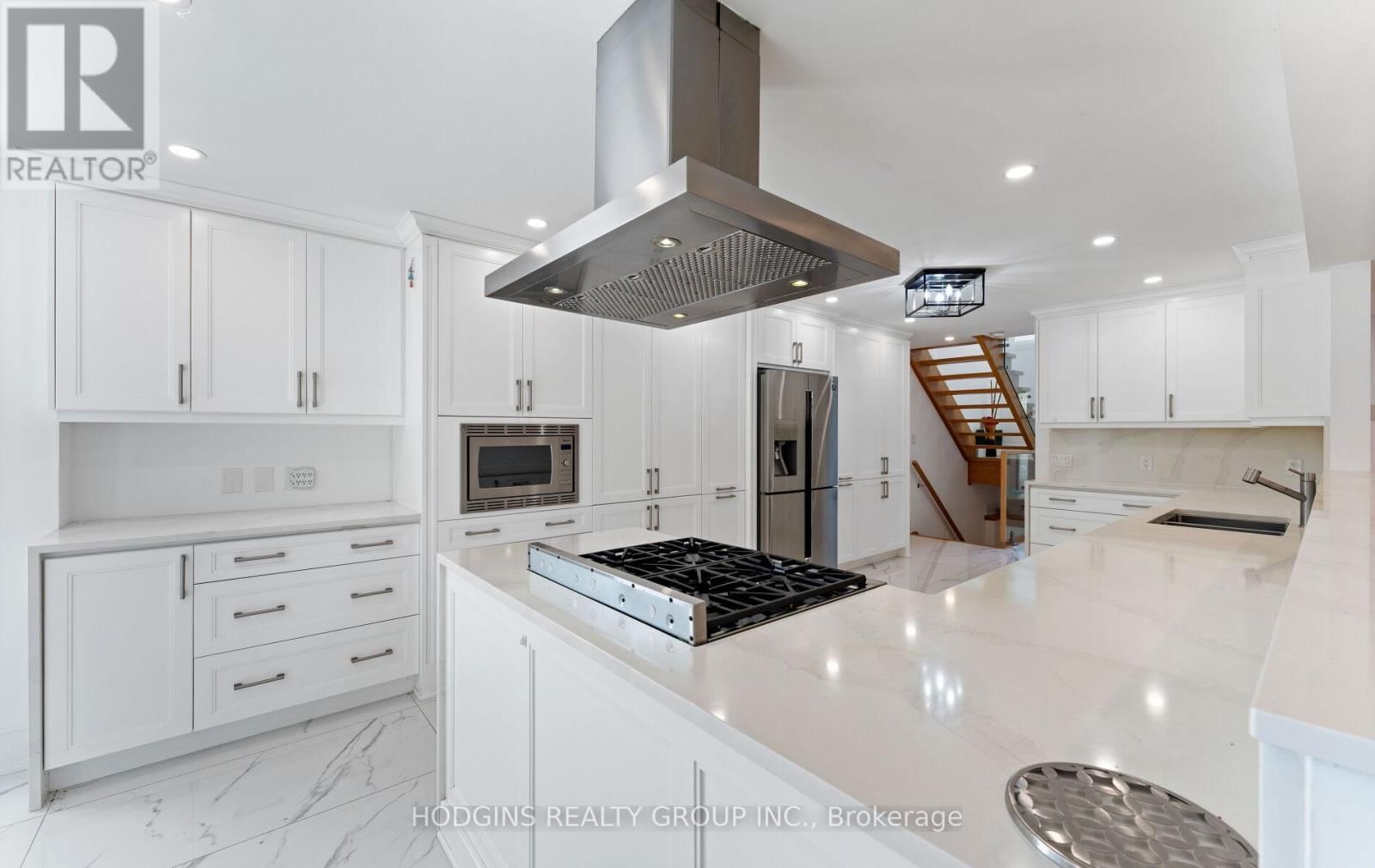 1670 CAVERLY COURT Image 13