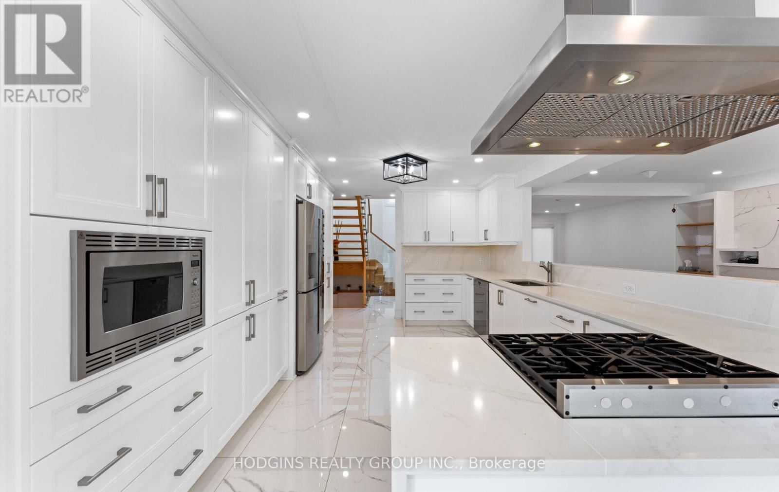 1670 CAVERLY COURT Image 14