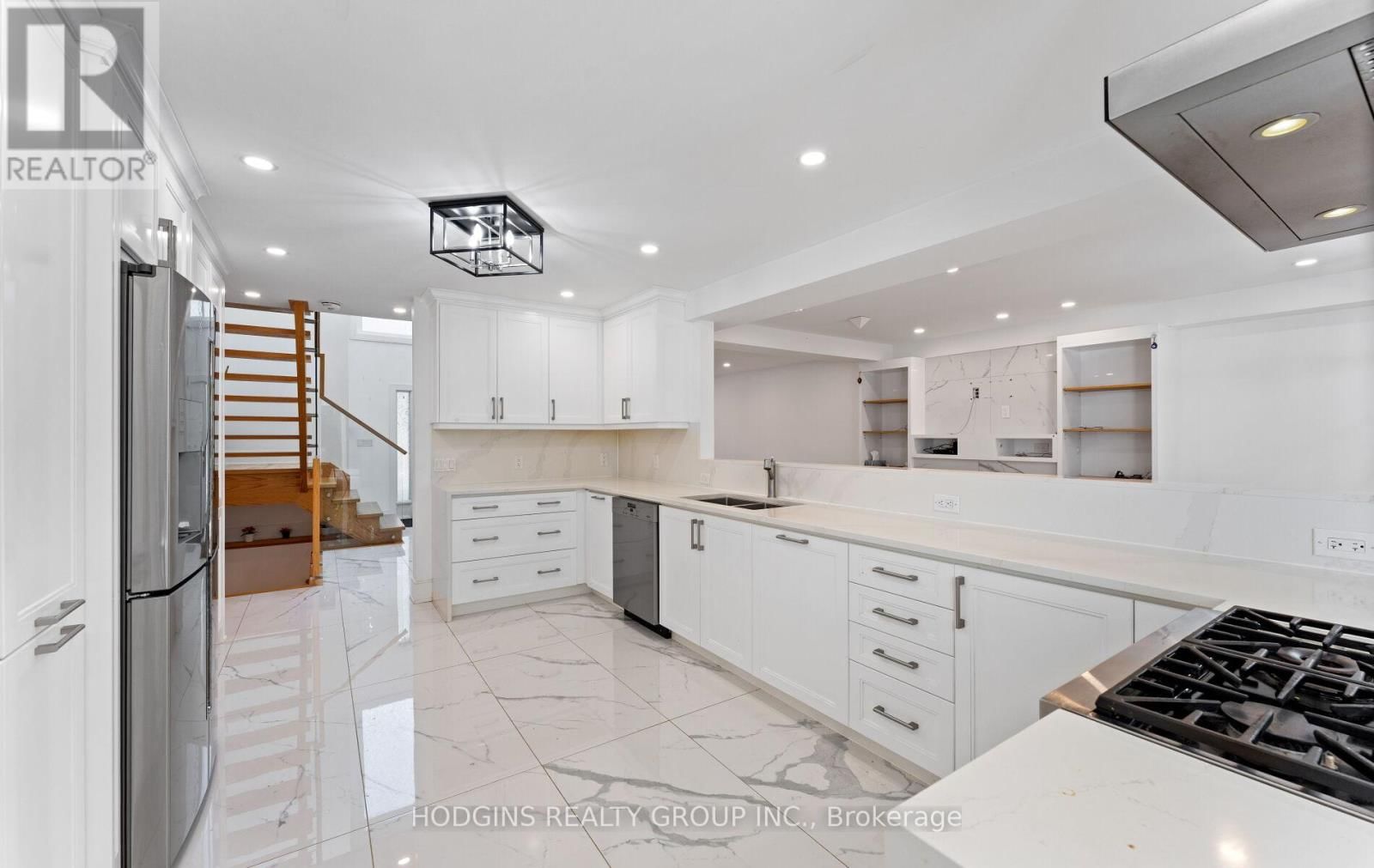 1670 CAVERLY COURT Image 15