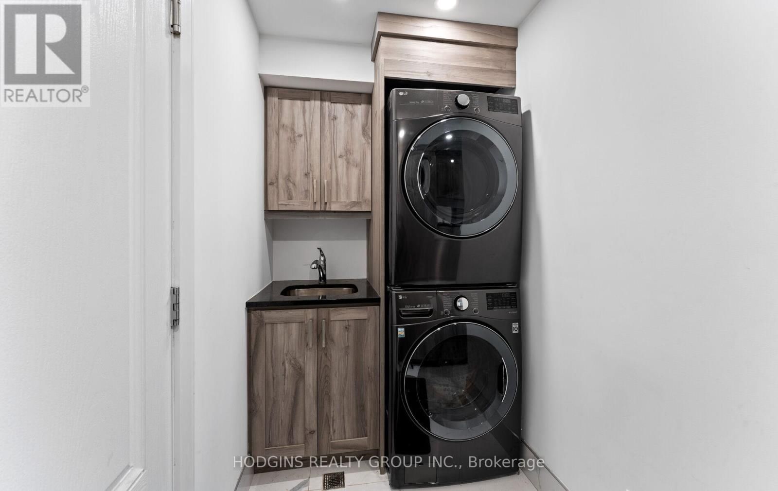 1670 CAVERLY COURT Image 21