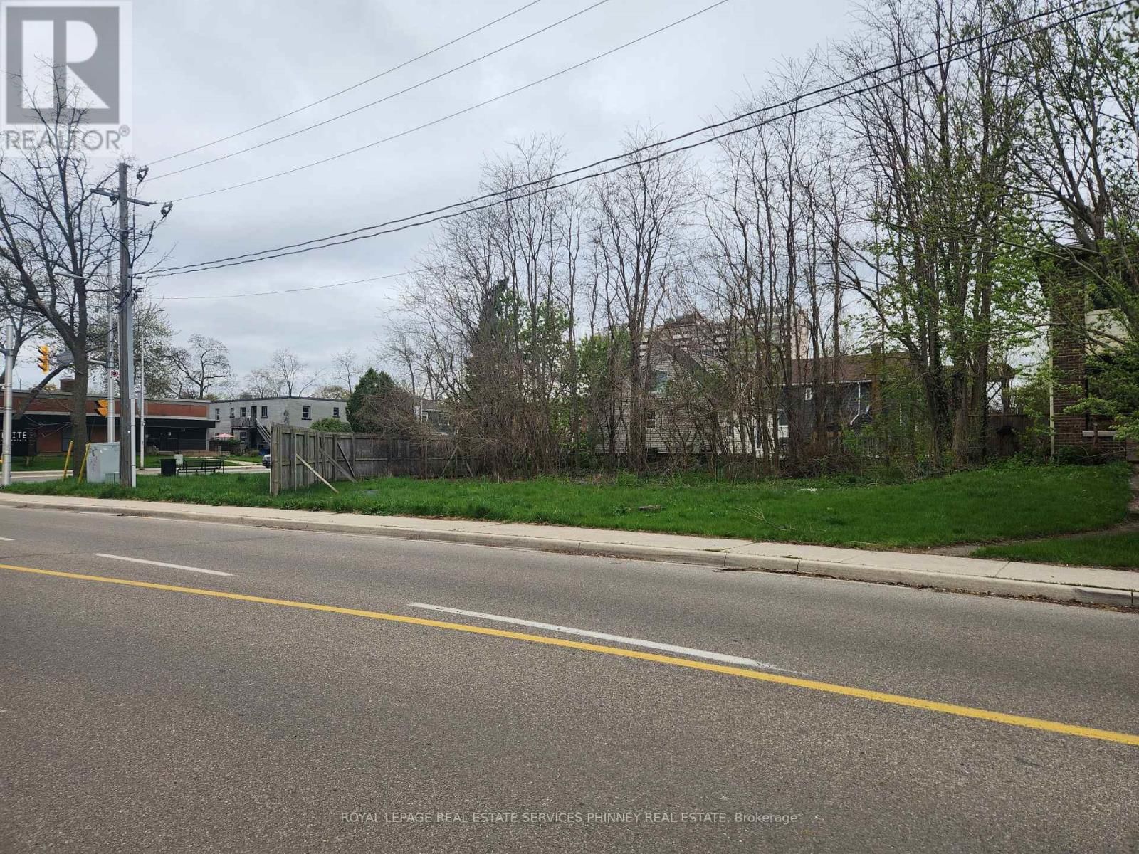 685 BRANT STREET Image 4