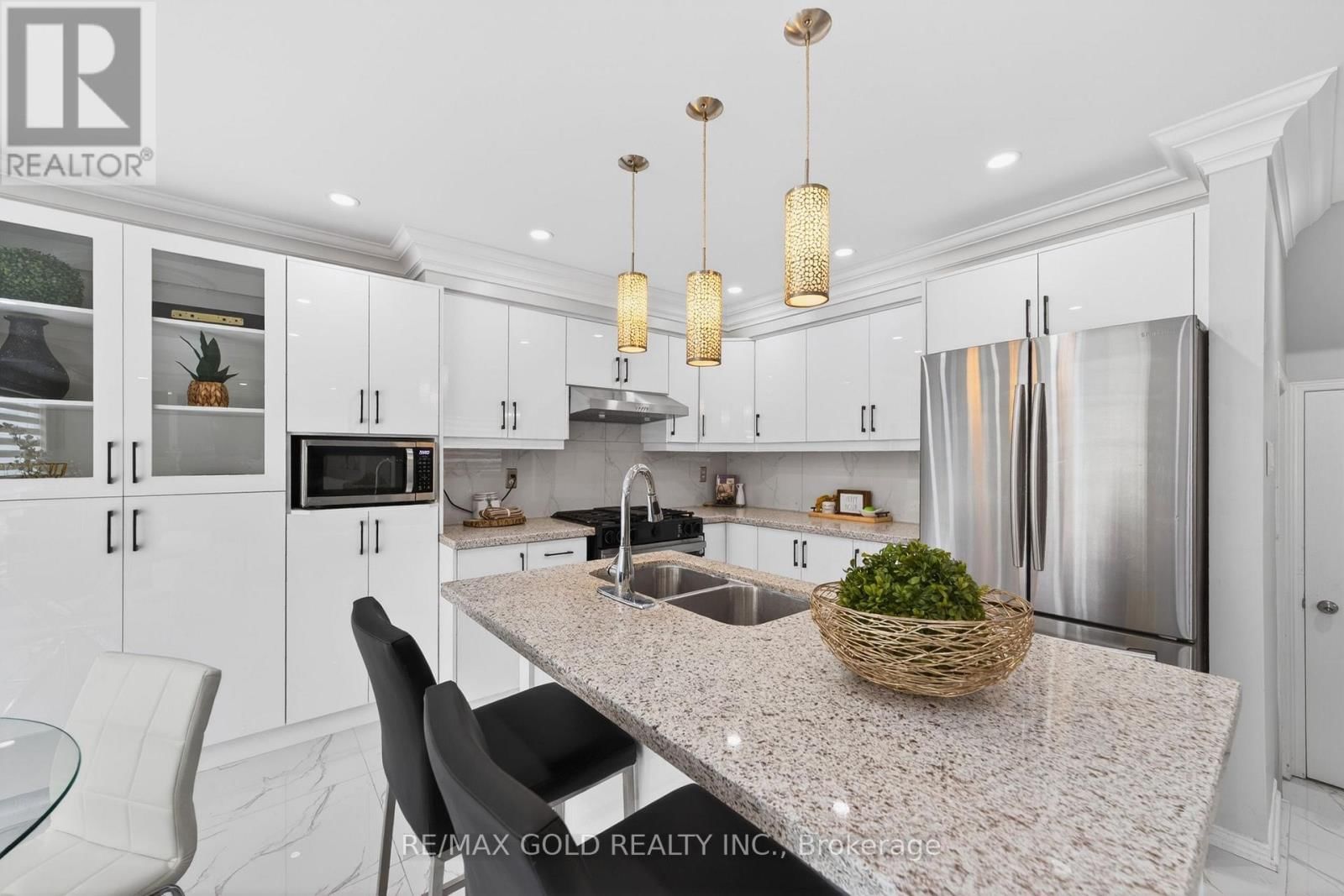 12 LINDERWOOD DRIVE Image 13