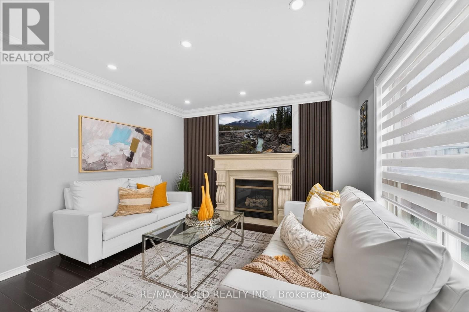 12 LINDERWOOD DRIVE Image 19