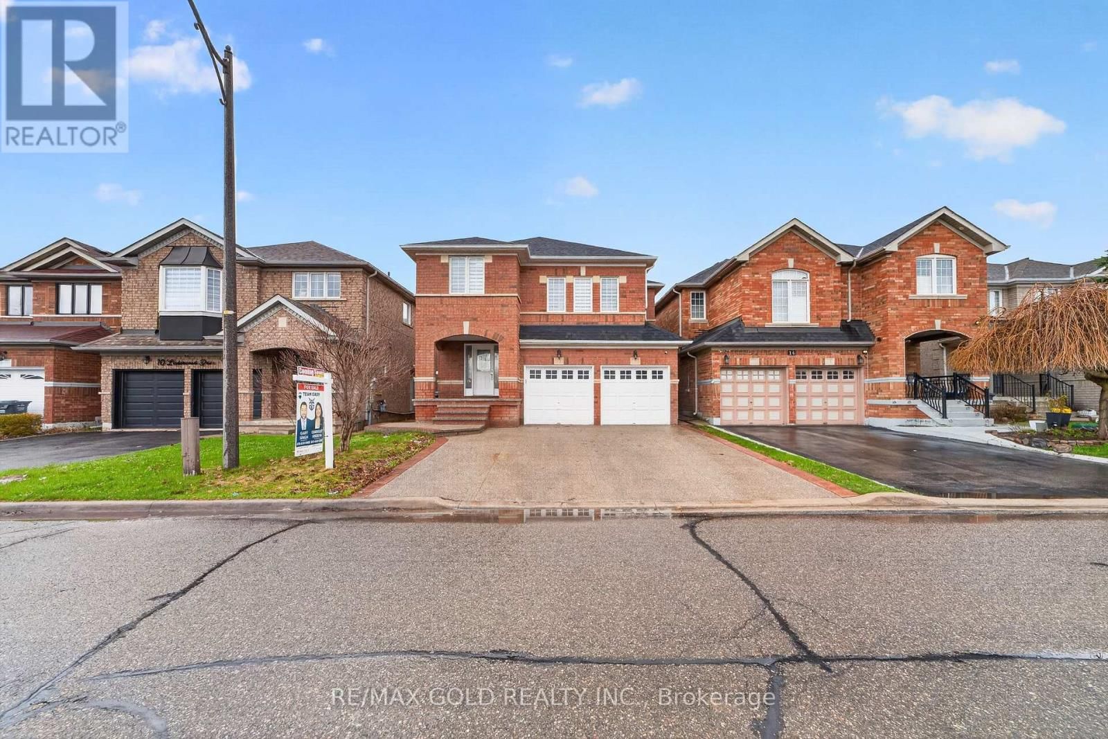 12 LINDERWOOD DRIVE Image 2