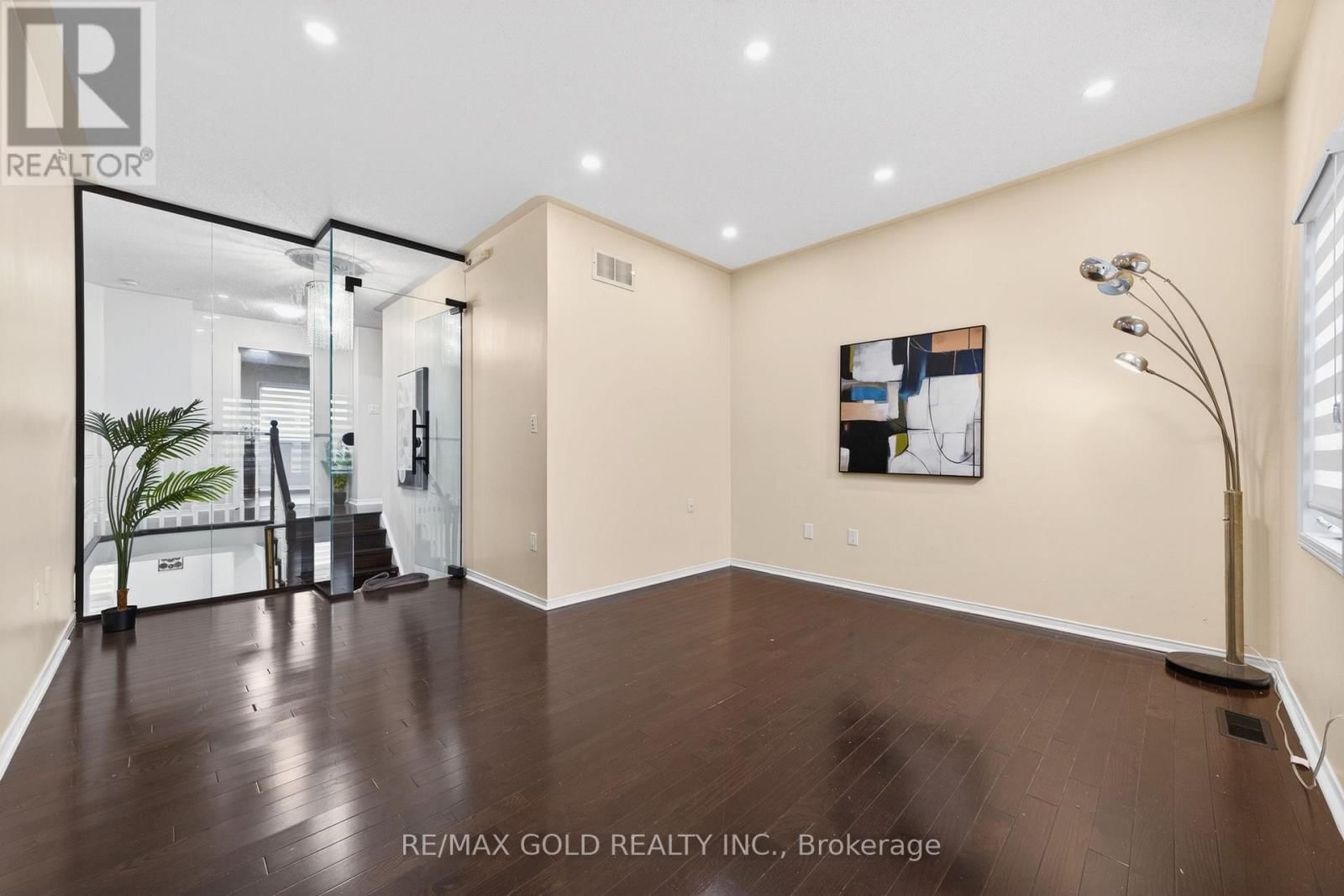 12 LINDERWOOD DRIVE Image 39