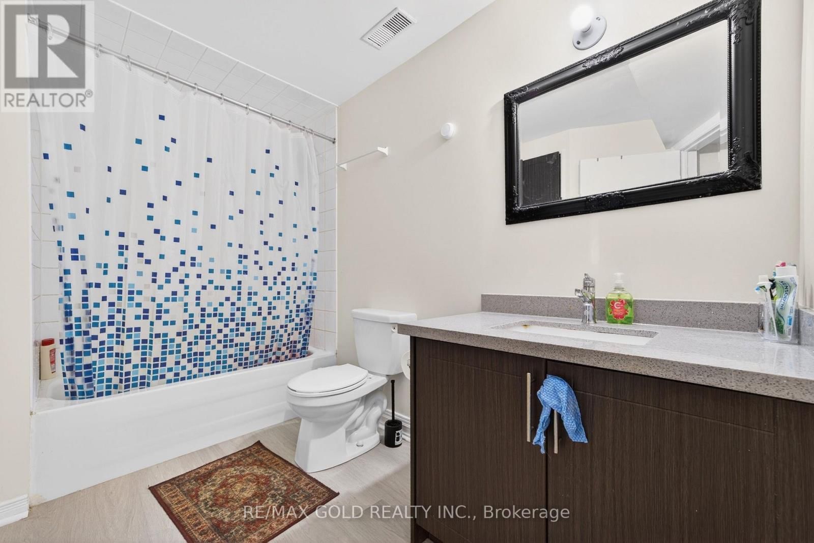 12 LINDERWOOD DRIVE Image 45