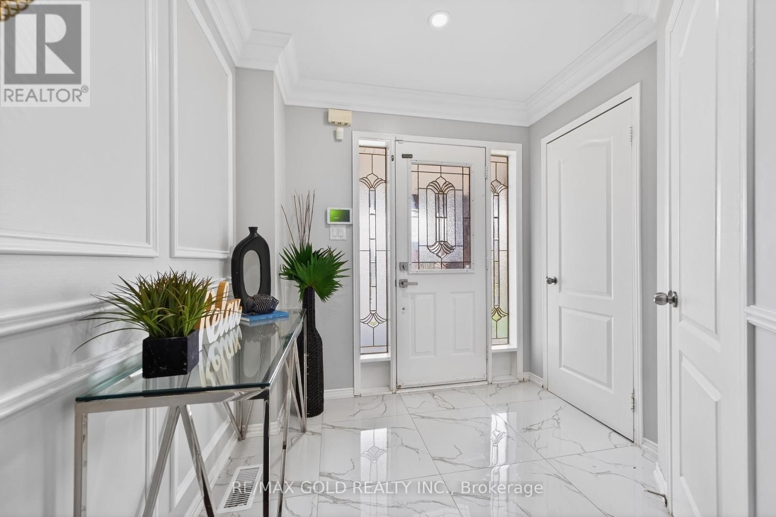 12 LINDERWOOD DRIVE Image 6