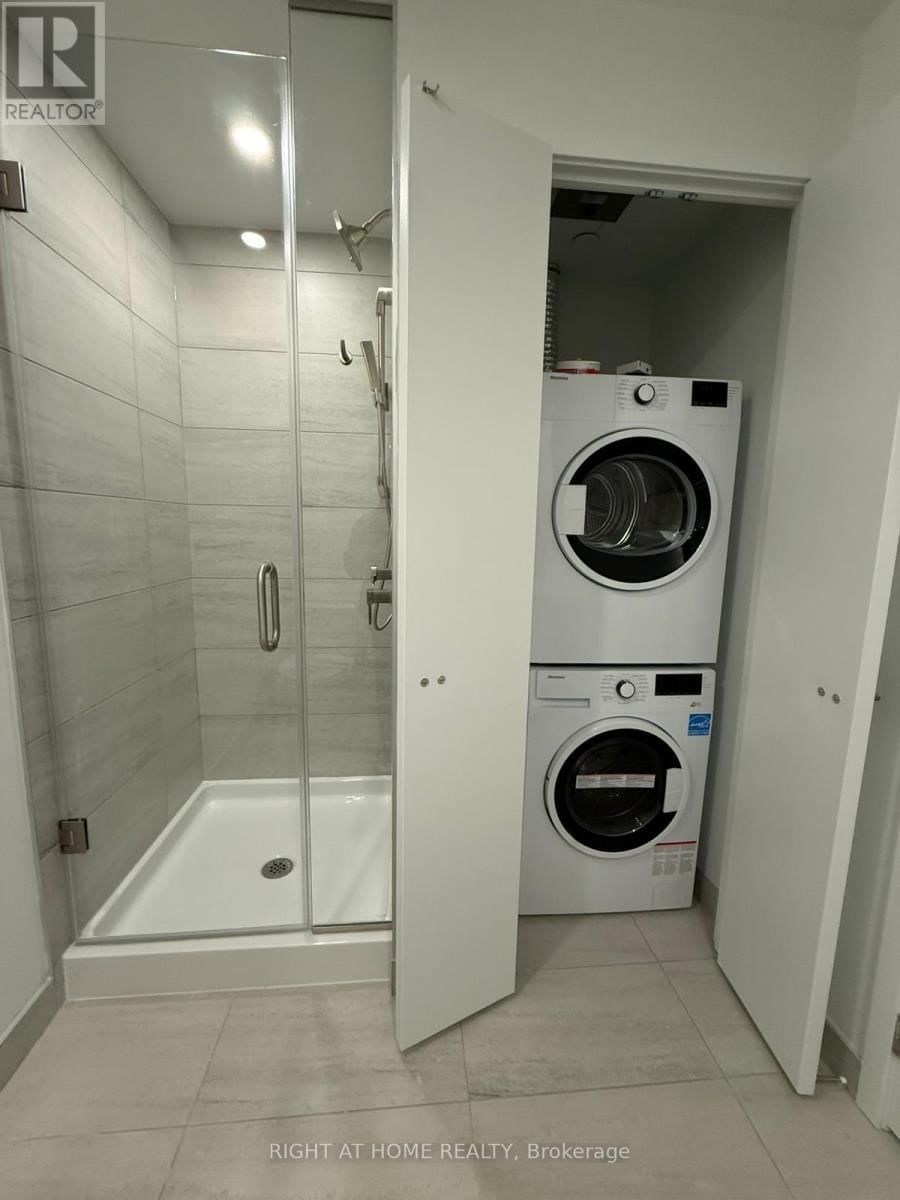 2409 - 1 FAIRVIEW ROAD Image 14