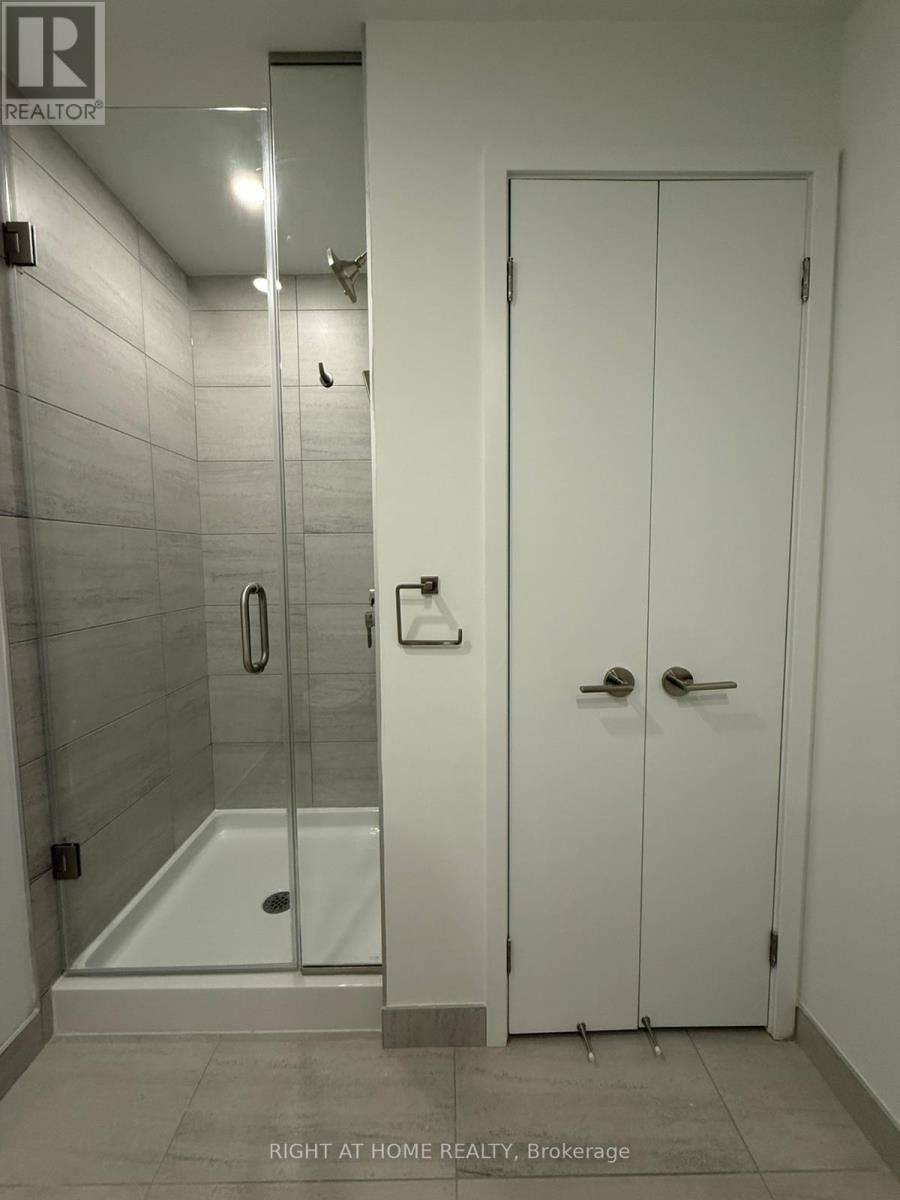 2409 - 1 FAIRVIEW ROAD Image 15