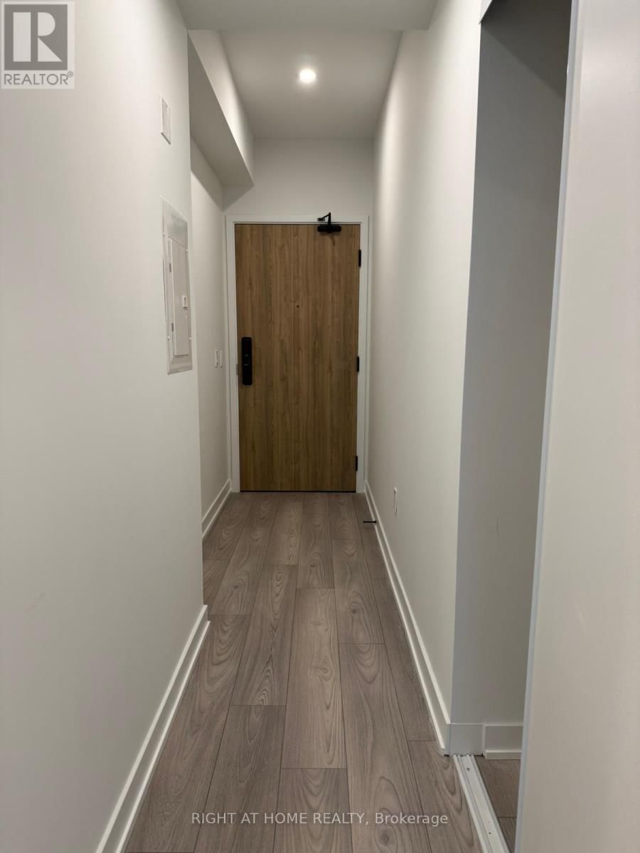 2409 - 1 FAIRVIEW ROAD Image 3