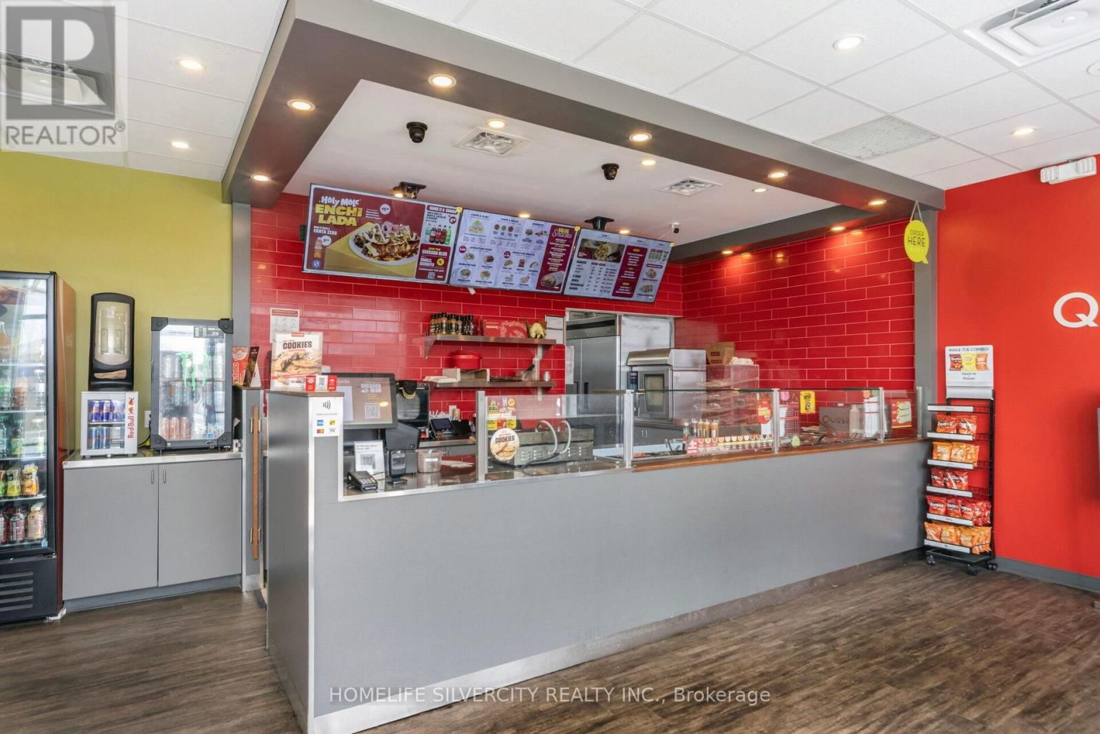 101 - 358 SPEERS ROAD Image 14