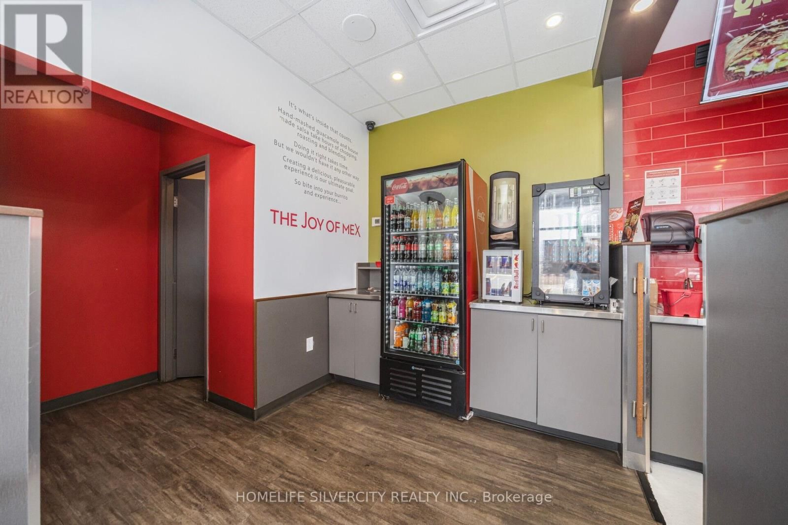 101 - 358 SPEERS ROAD Image 18