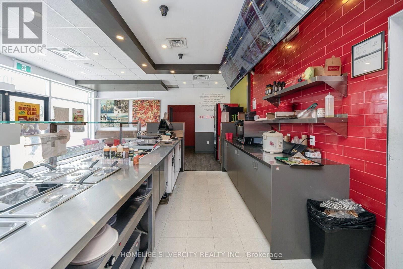 101 - 358 SPEERS ROAD Image 24