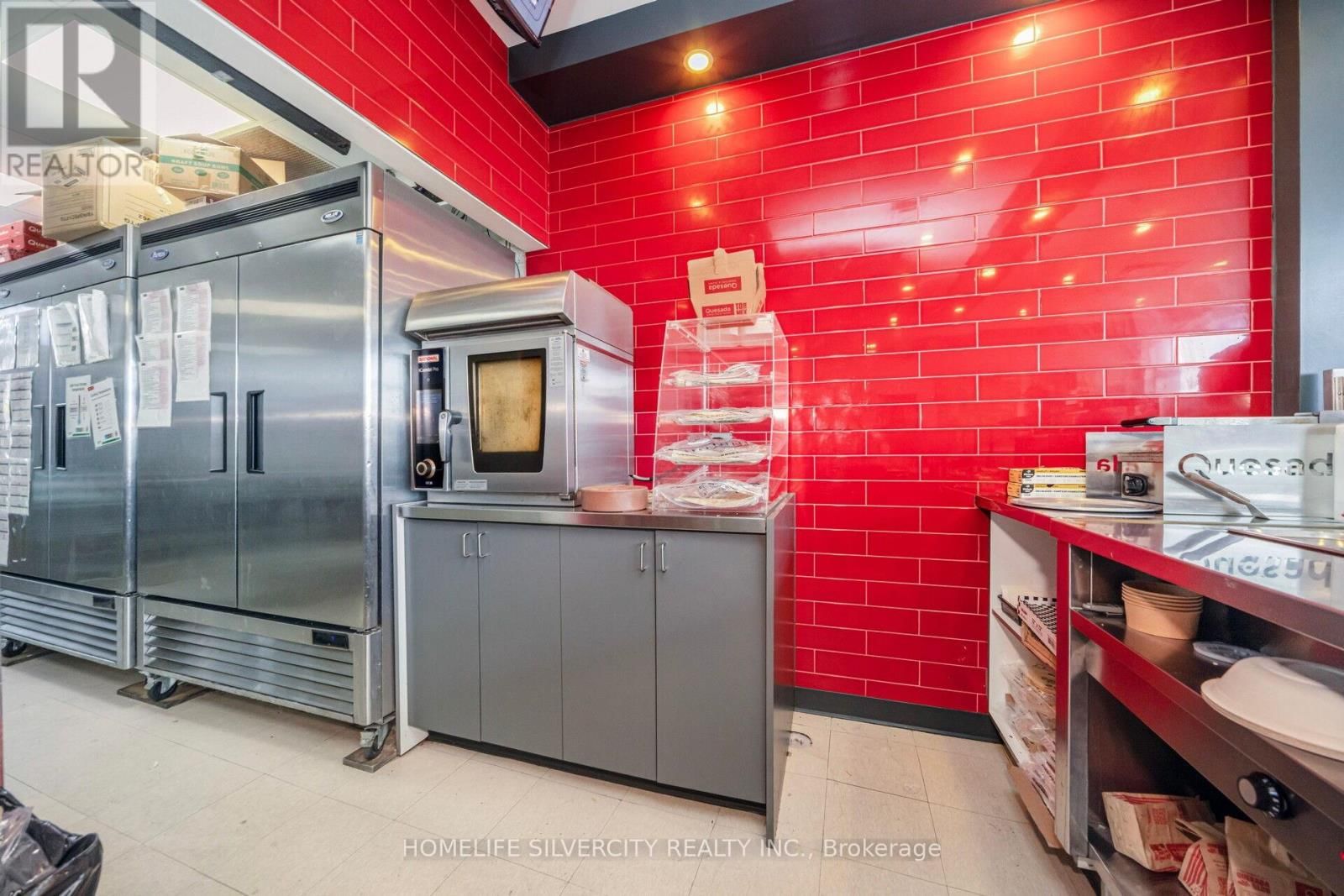 101 - 358 SPEERS ROAD Image 29