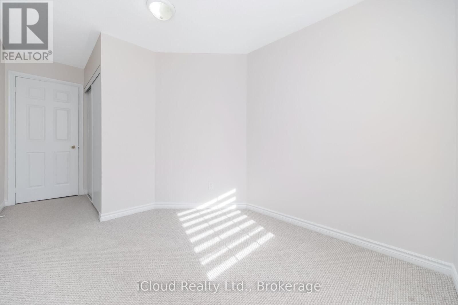 63 SPADINA ROAD Image 25