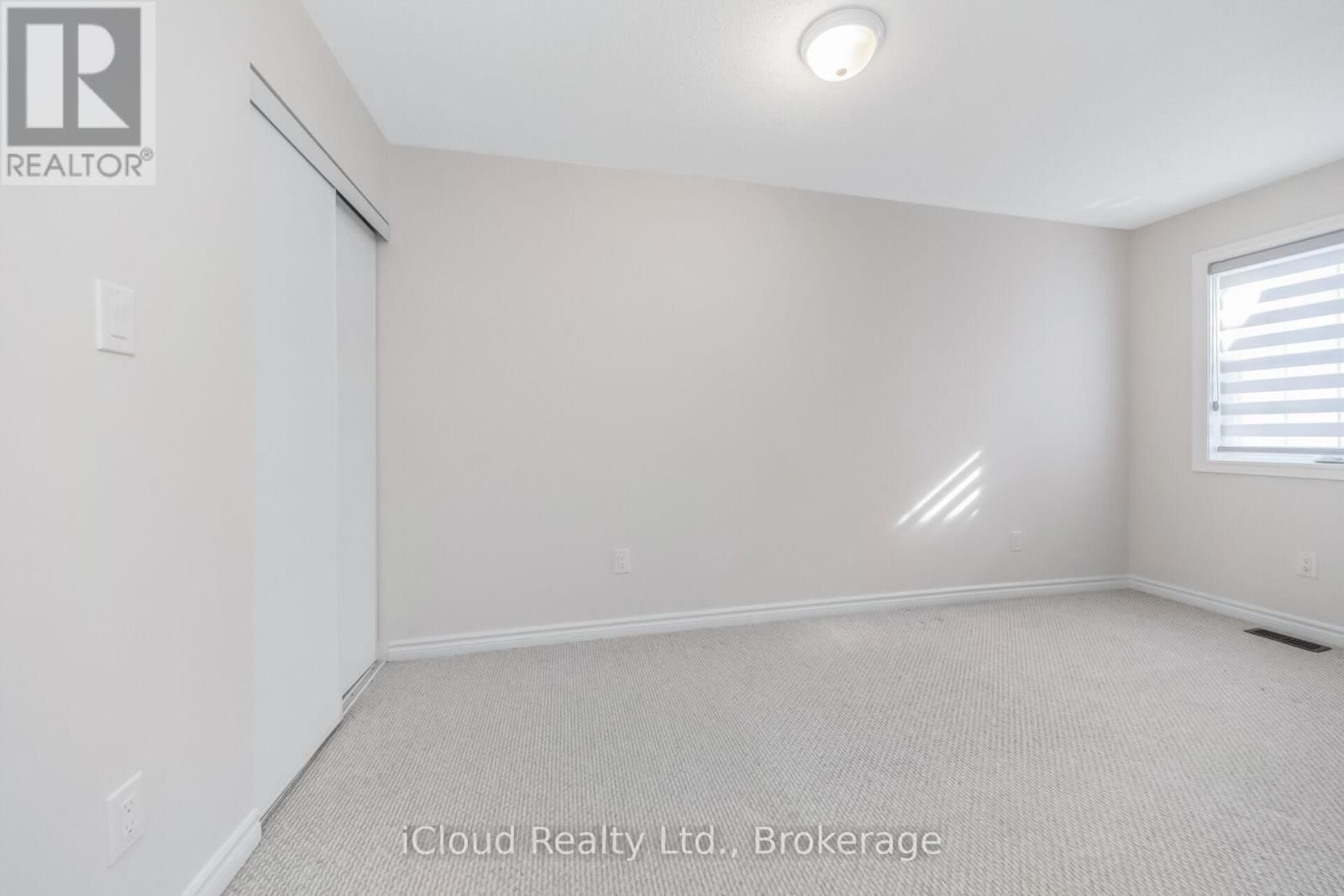 63 SPADINA ROAD Image 26