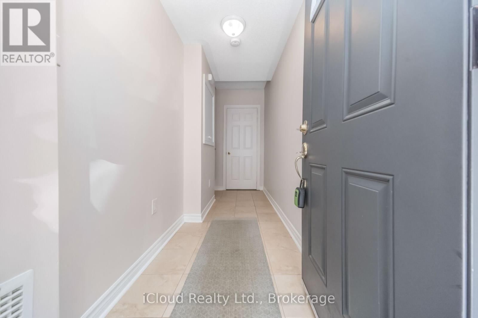 63 SPADINA ROAD Image 5