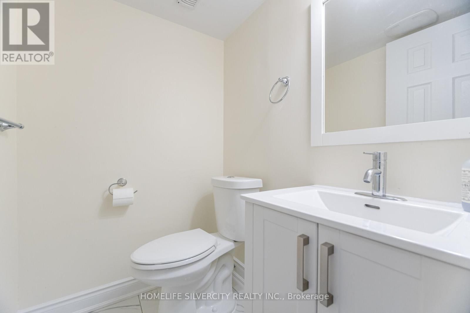 80 SCOTCHMERE CRESCENT Image 41