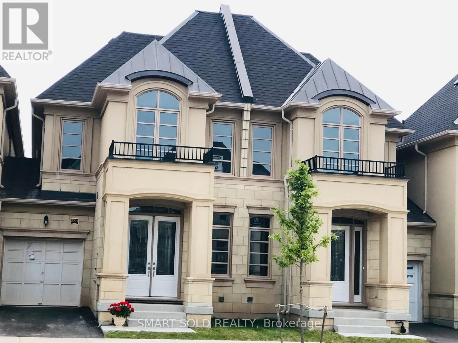 3221 POST ROAD Image 1