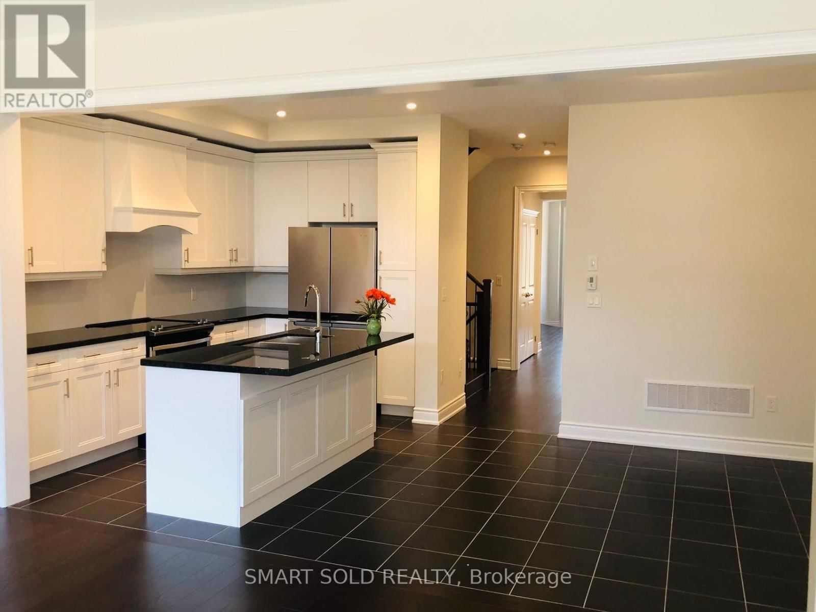 3221 POST ROAD Image 4