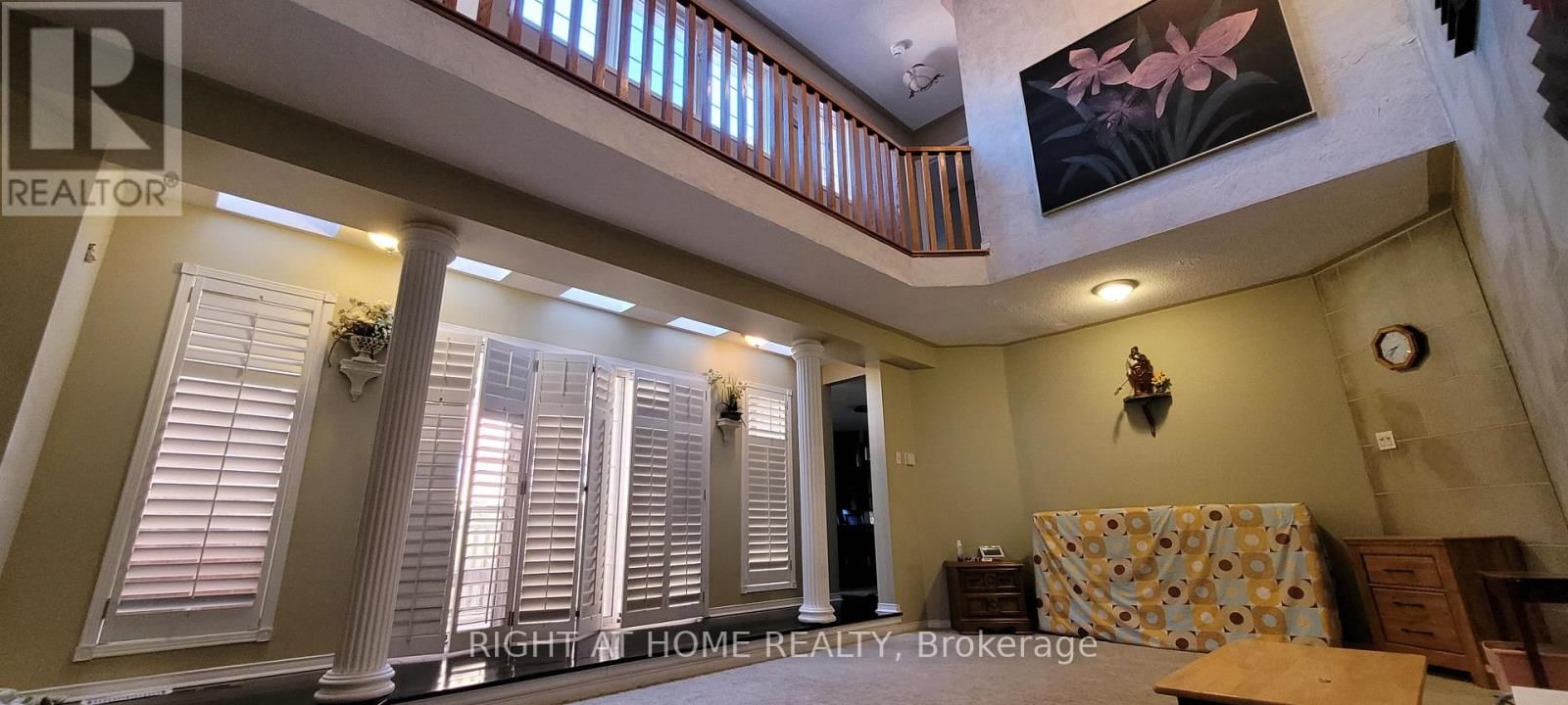 377 TURNBERRY CRESCENT Image 9