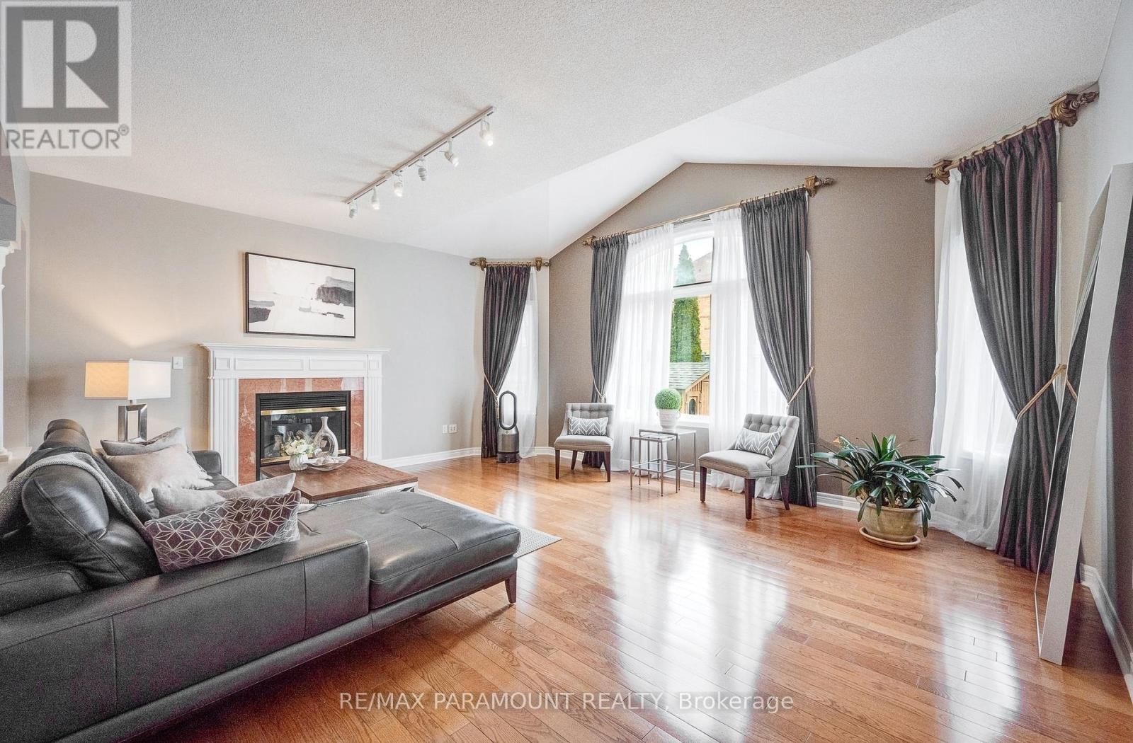 1122 LAMPLIGHT WAY Image 18