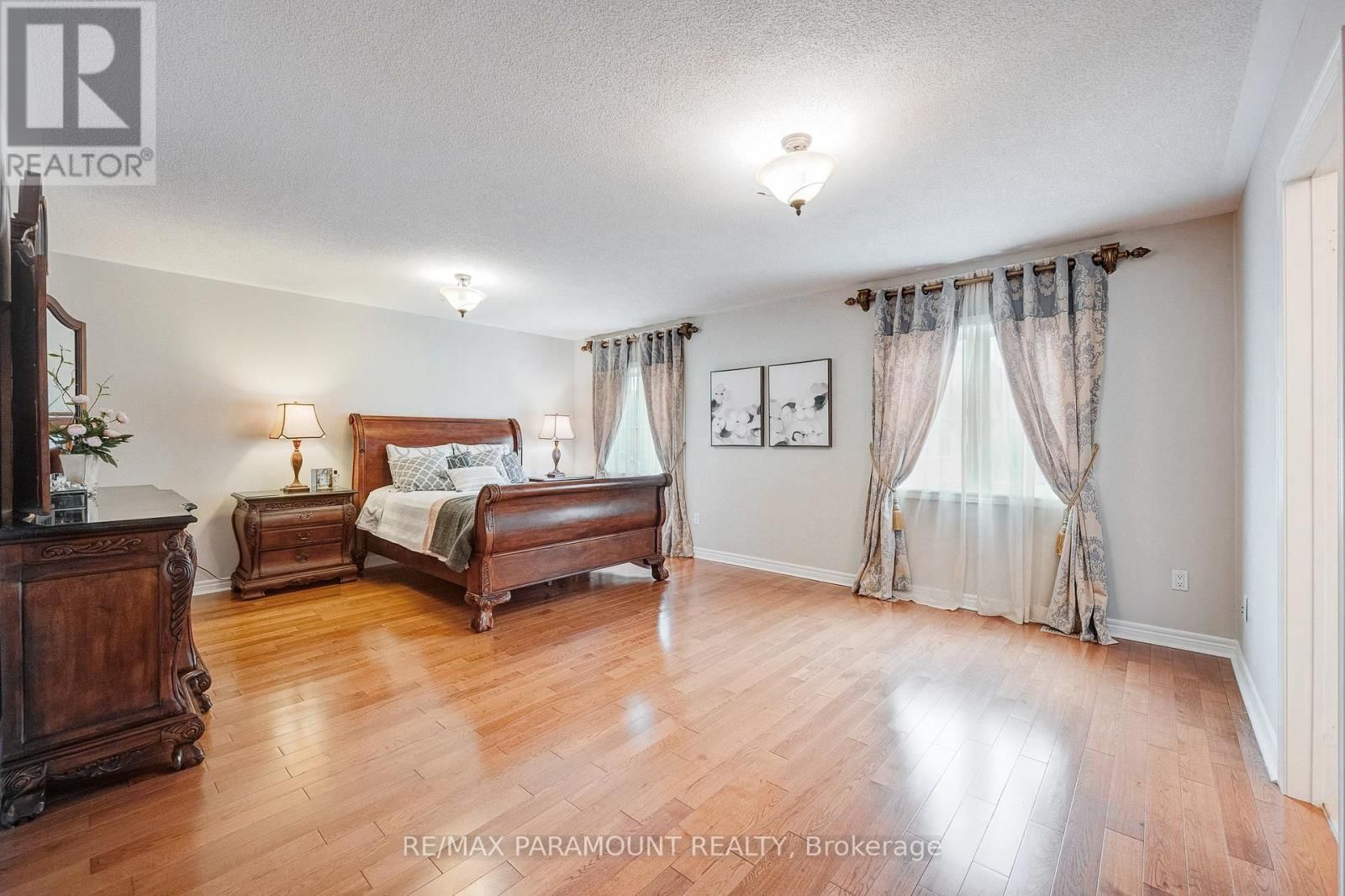 1122 LAMPLIGHT WAY Image 27