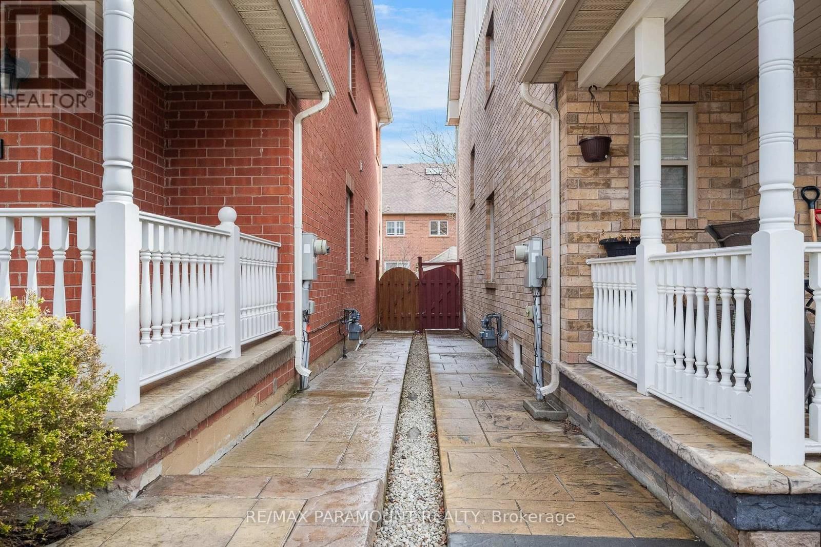 1122 LAMPLIGHT WAY Image 7