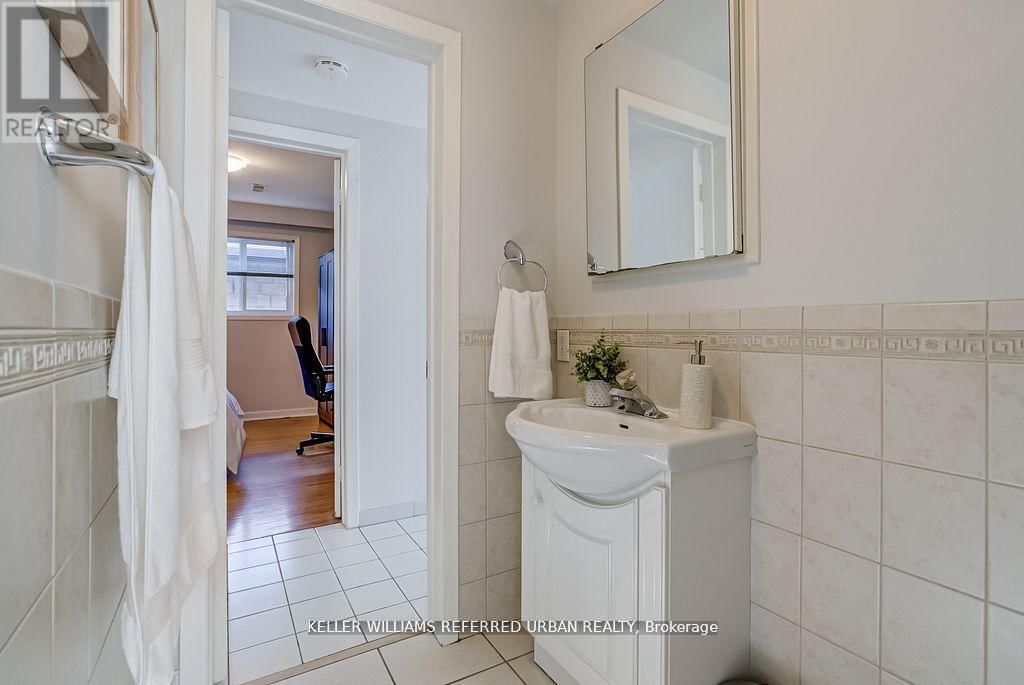 55 TEDDER STREET Image 32