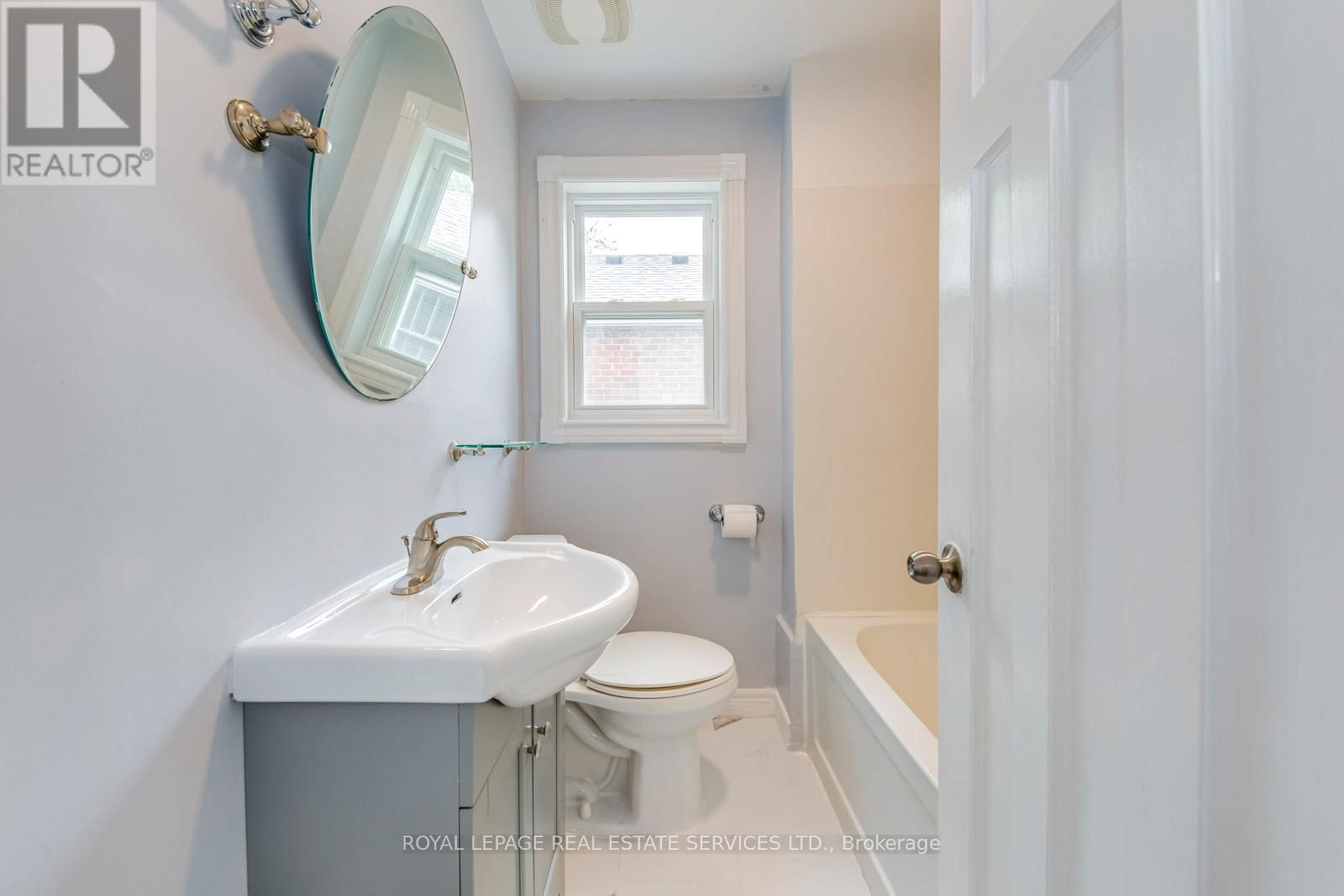 75 ELMA STREET Image 19