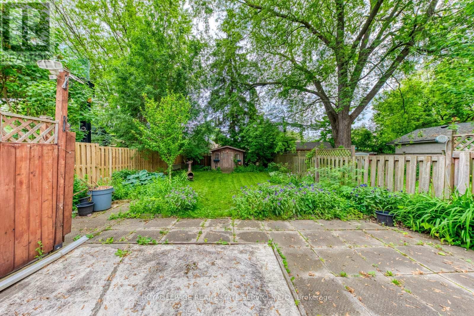 75 ELMA STREET Image 28